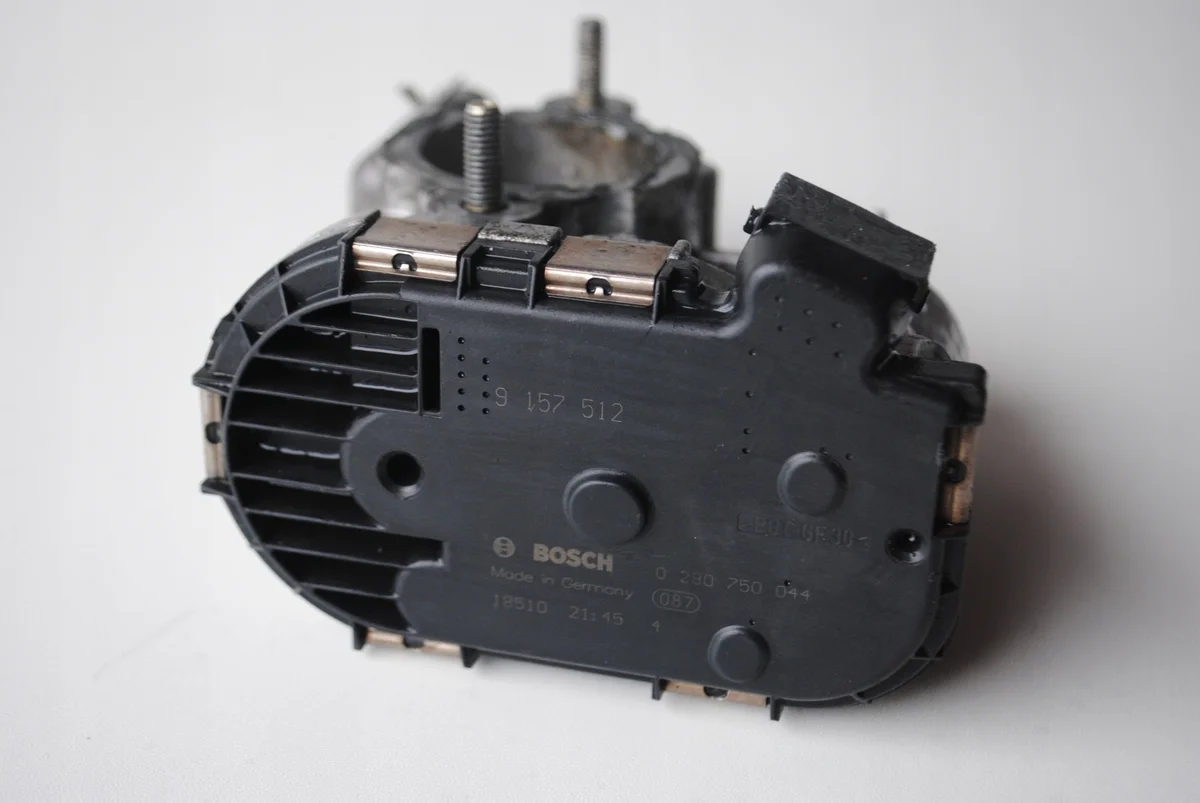 Bosch Throttle Body 9157512 image 6
