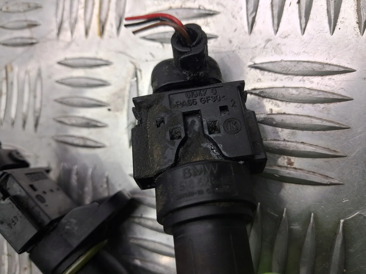 Camshaft Position Sensor BMW 3 E46 7518628 image 3