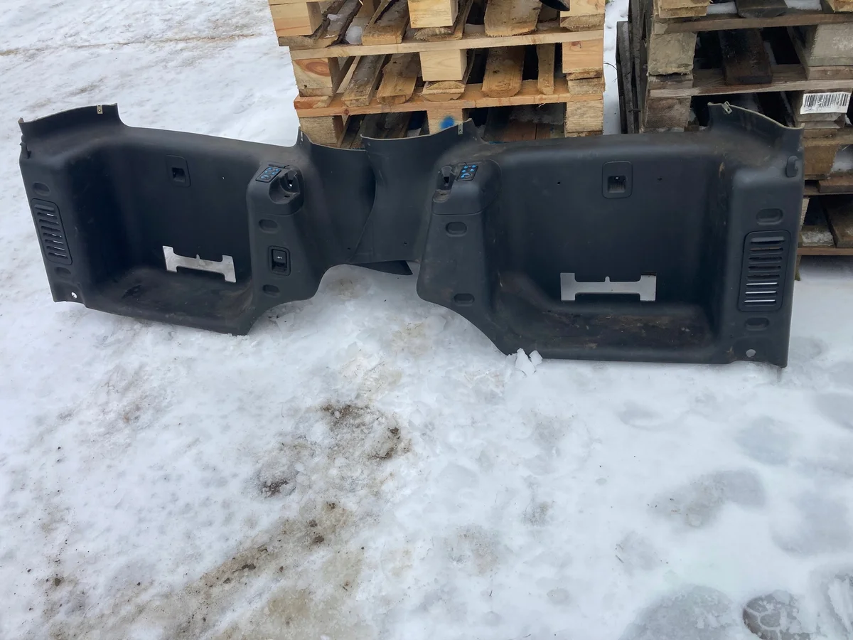 Trunk Side Panel Land Rover Discovery 2 II EQT000080LPW