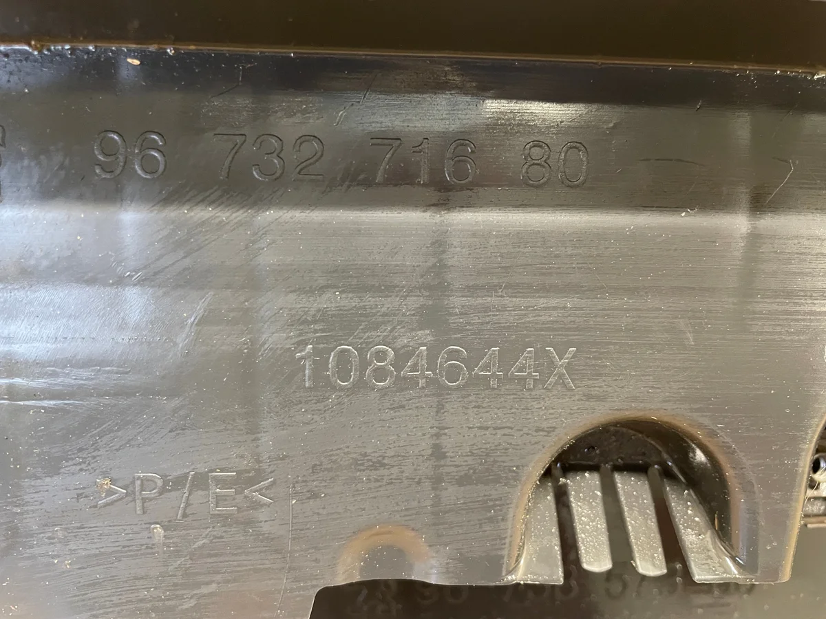 Unterstoßstangenabdeckung Peugeot 208 gebraucht image 5