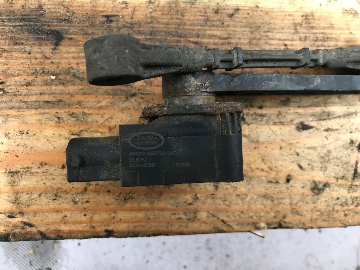 Land Rover Discovery 3 Hoogtesensor Rechts Voor image 4