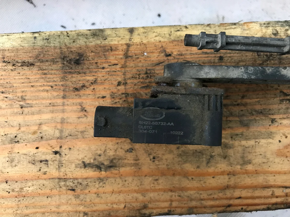 Land Rover Discovery 3 Hoogtesensor Rechts Voor image 5