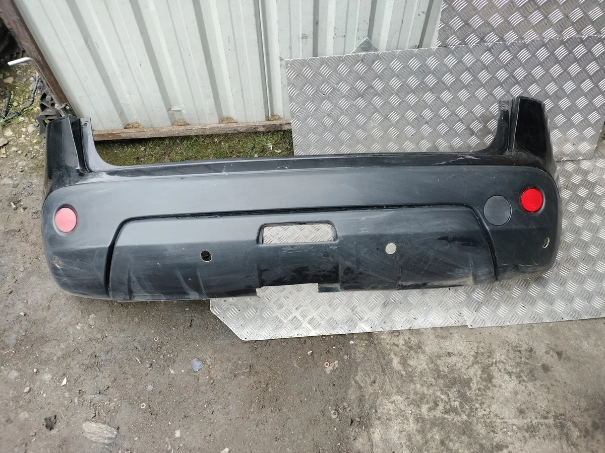 Nissan Qashqai J10 takapuskuri PDC