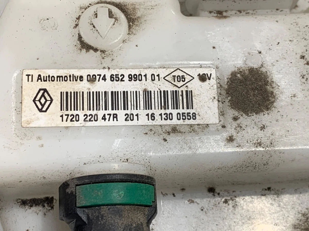Pompe à carburant Dacia Duster 1.6 115KM image 4