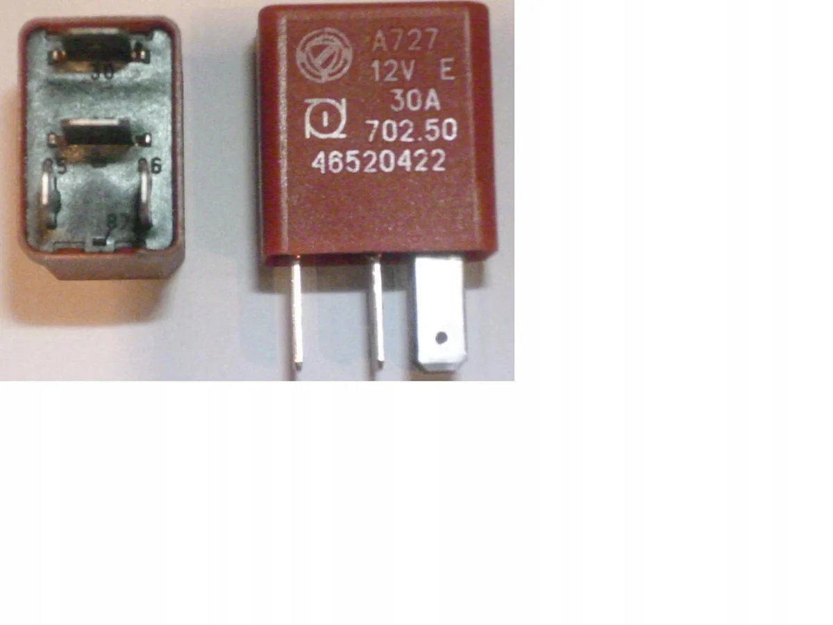 Relais Fiat OE 46520422 Gebruikt image 9
