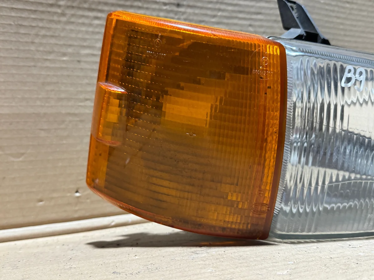 Lampada Faro Destra VW Transporter T4 Usata