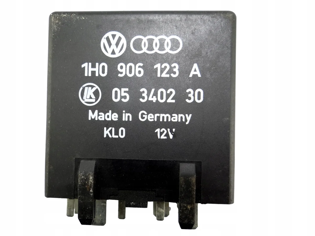 Relé Calentador VW Passat 1H0 906 123A Usado