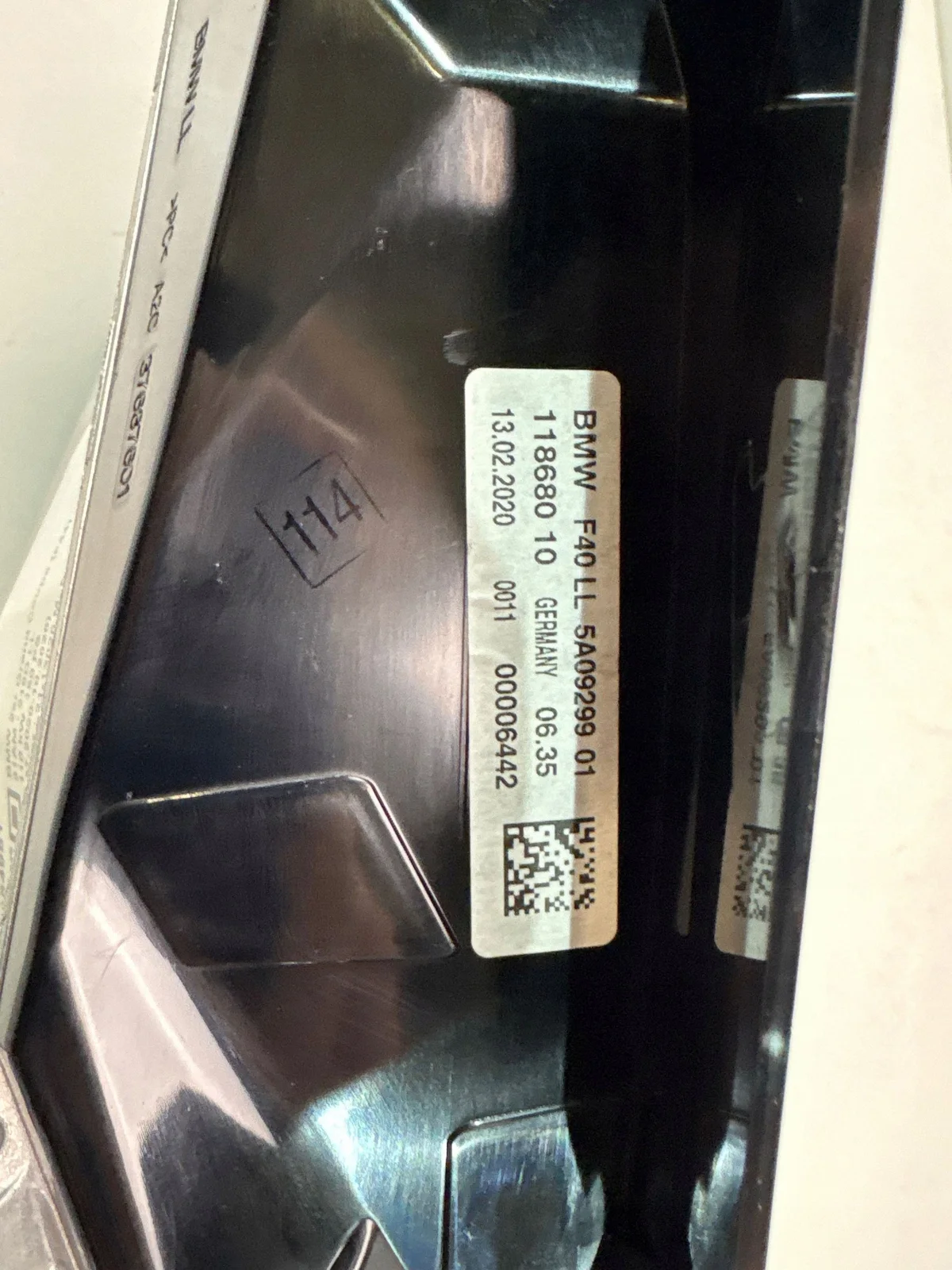 BMW 1 F40 2021 OEM 5A09299 image 4
