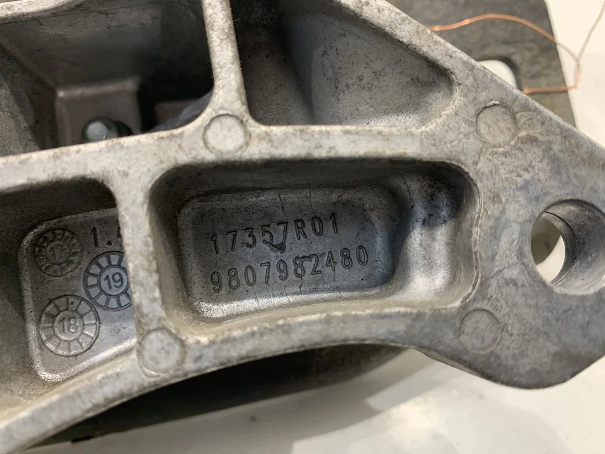 Motorlager Links Opel Grandland 9807982480 image 3