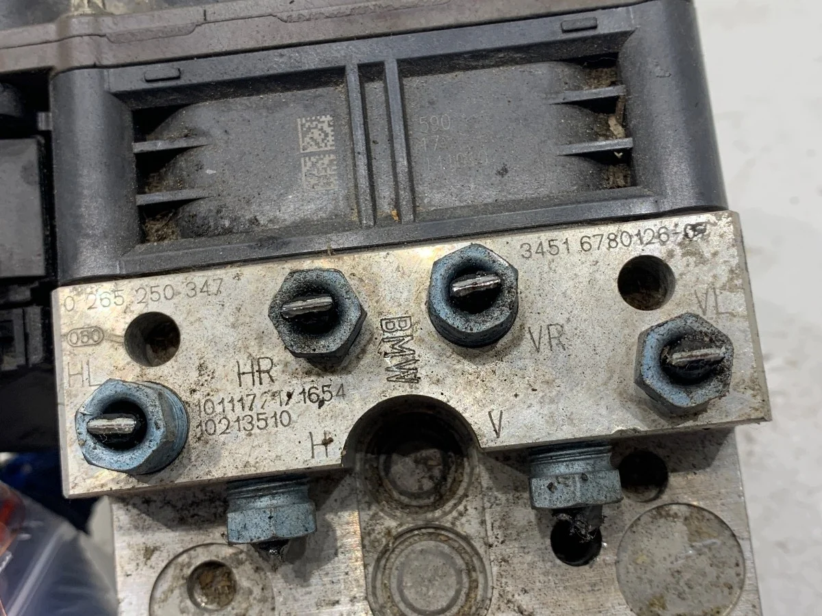 ABS Pumpe BMW E70 6798284 gebraucht image 4