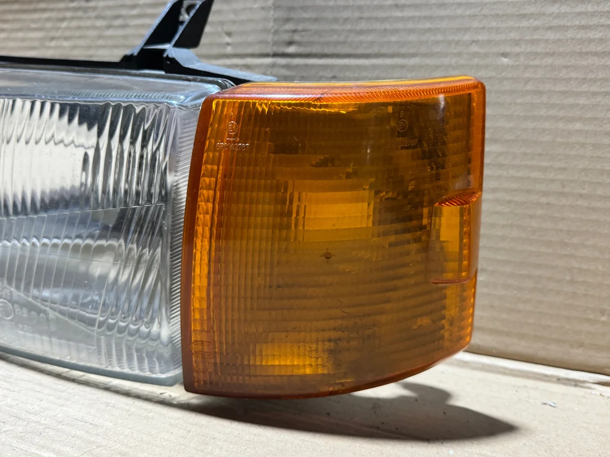 Faro anteriore sinistro VW Transporter T4 usato