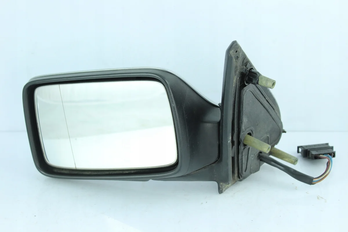 VW Golf III vasen peili 1H0887989