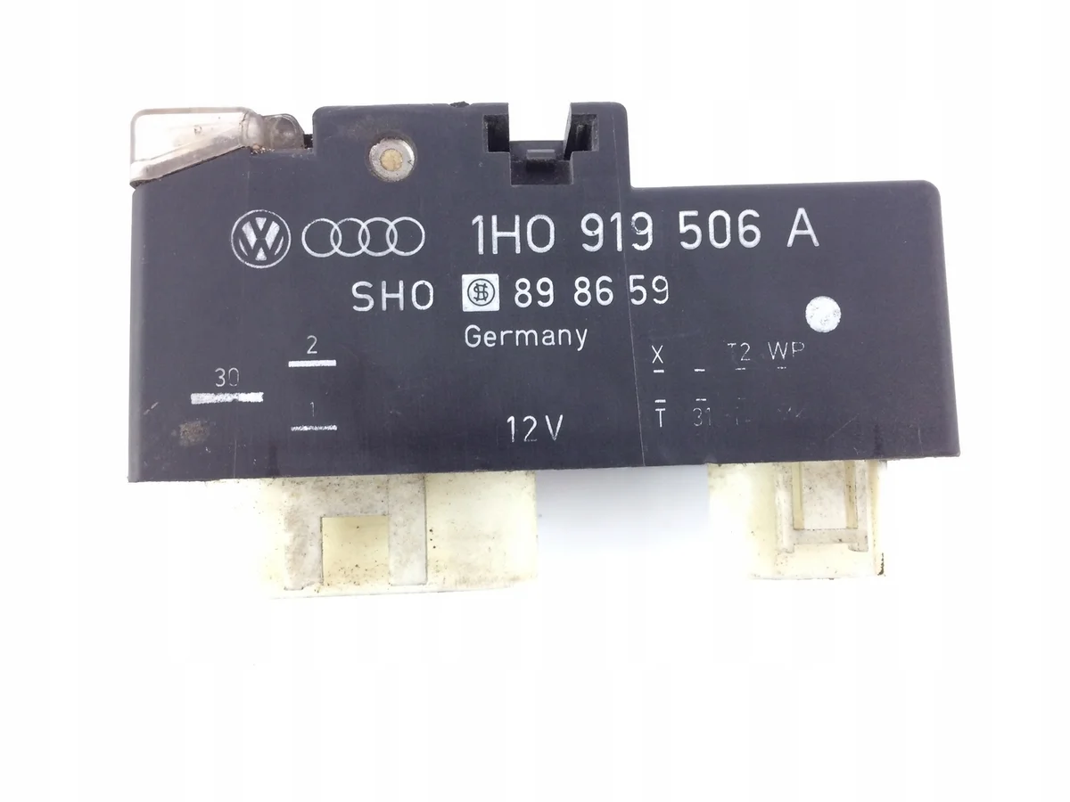 VW Fan Relay 1MO010506 Used
