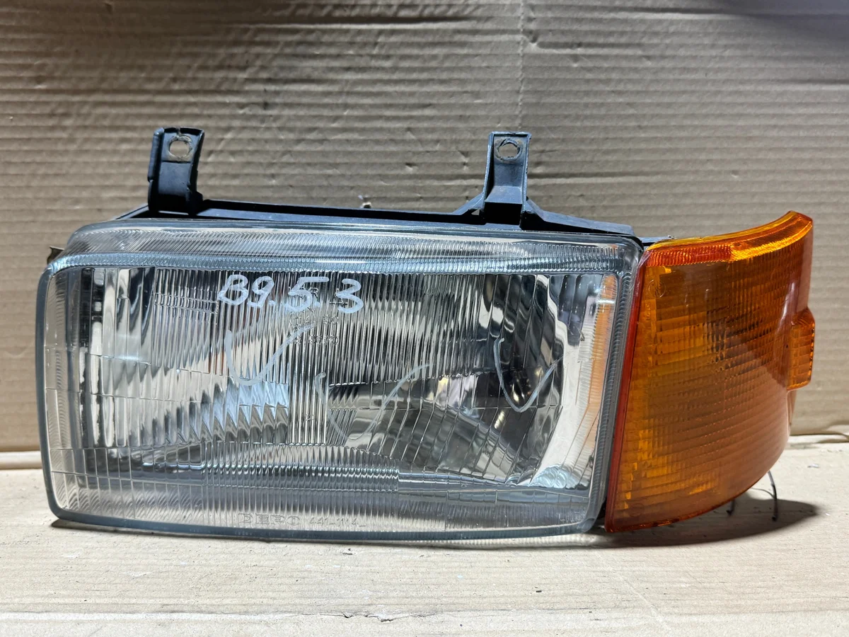Farol Esquerdo VW Transporter T4 Usado