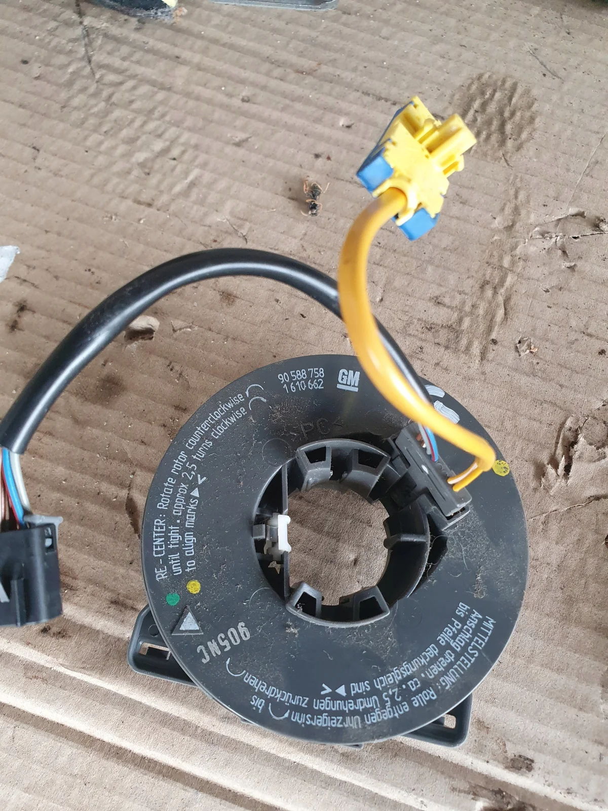 Opel Astra II ohjauspylvään teippi 90588758