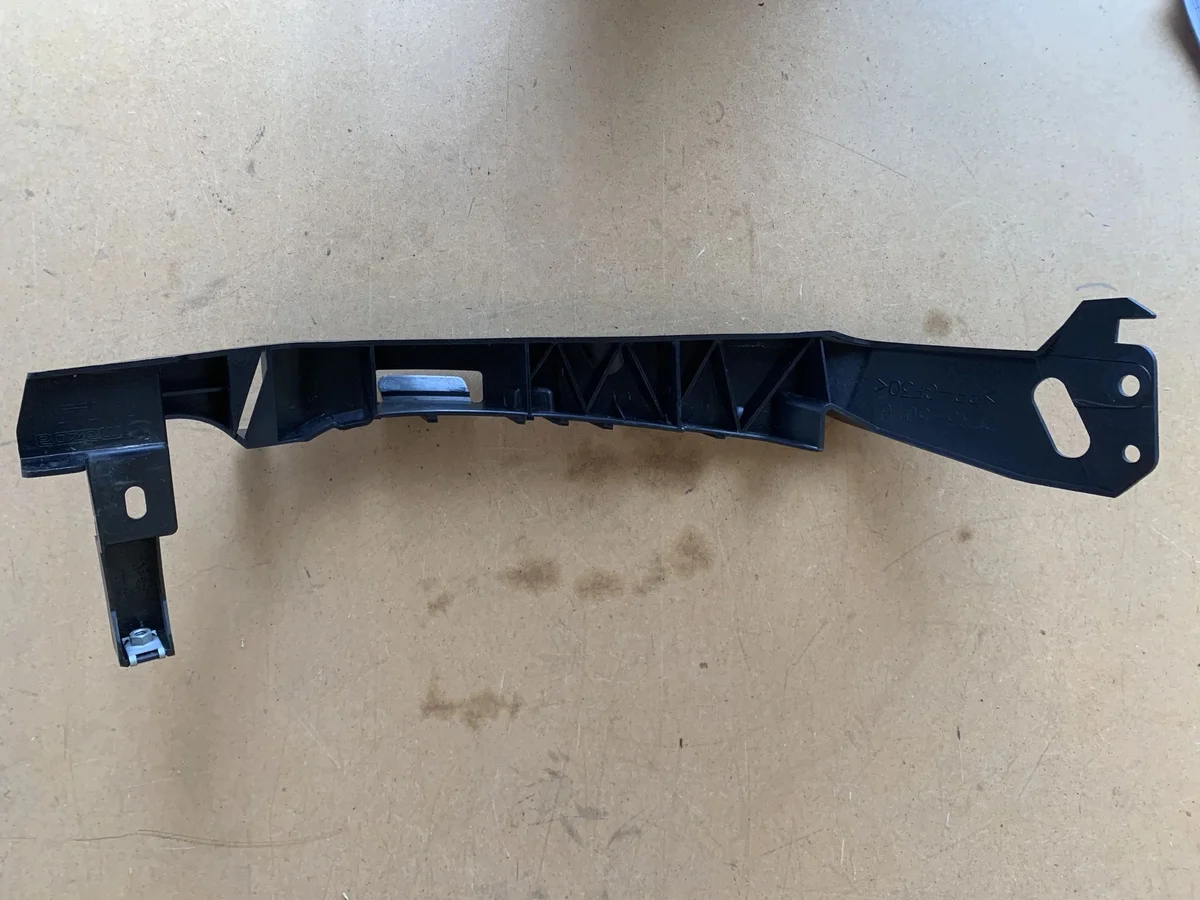 Halterung Scheinwerfer Links Mazda CX30 2019- image 3