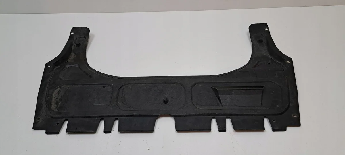 Pohjapanssari VW Polo Skoda Fabia Seat Ibiza