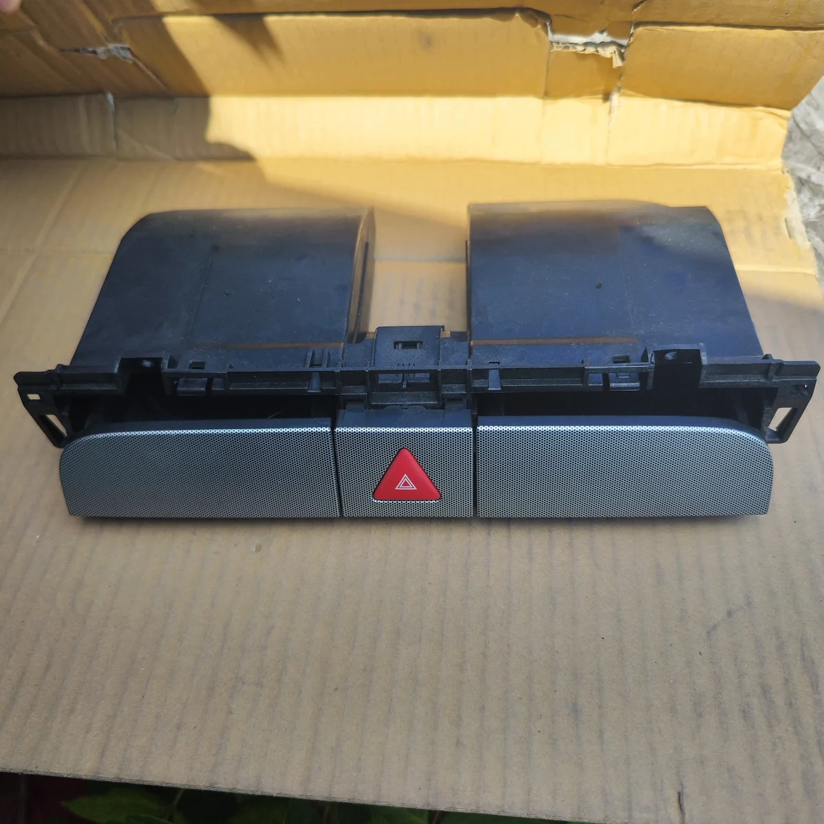 Hållare för mugg VW Passat B6 3C0858407