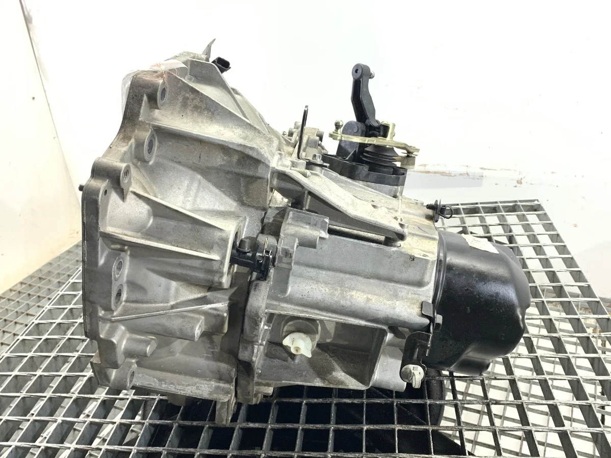 Versnellingsbak Mitsubishi Colt VII JH3925 1.0