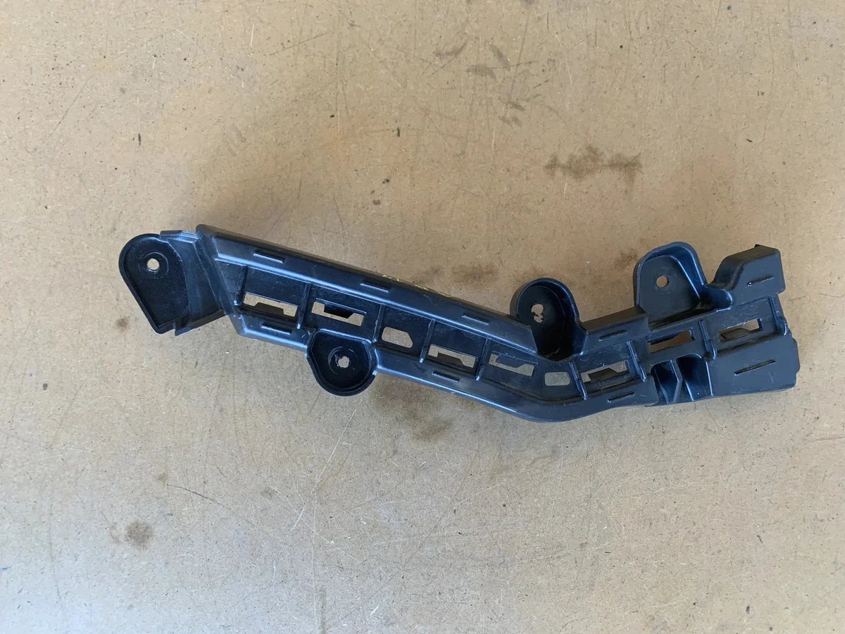 Supporto paraurti posteriore destro Ford Transit Custom