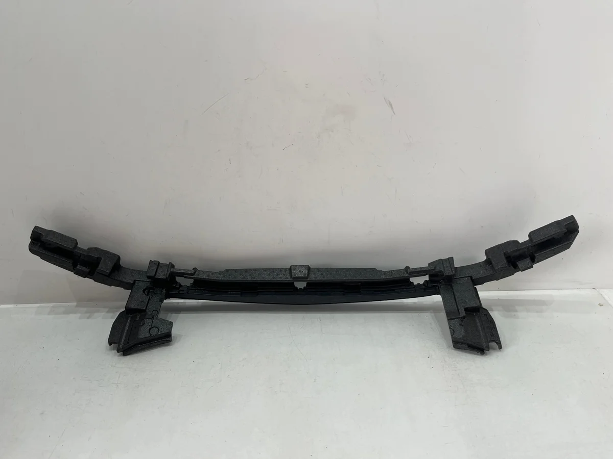Amortecedor Para-choque Dianteiro Mercedes CLA W174 image 6
