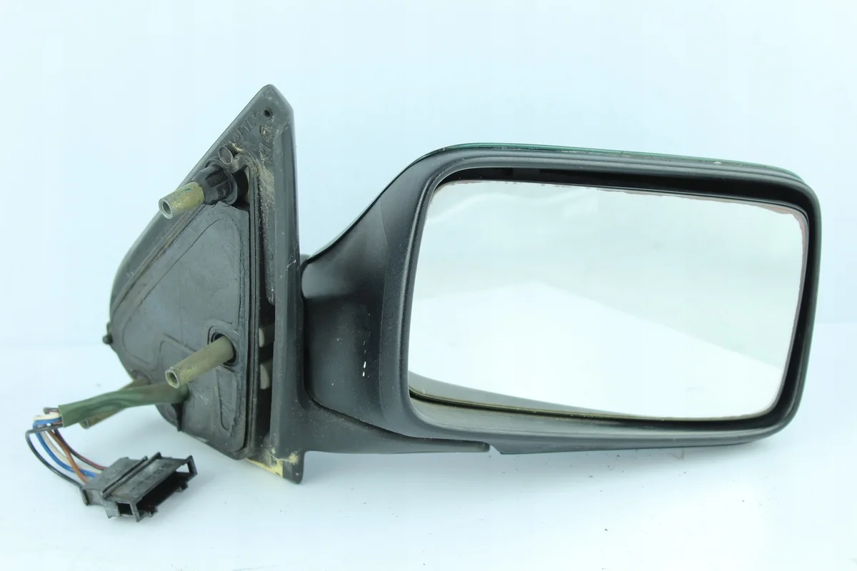 Espelho VW Golf III Direito Usado 1H0837990