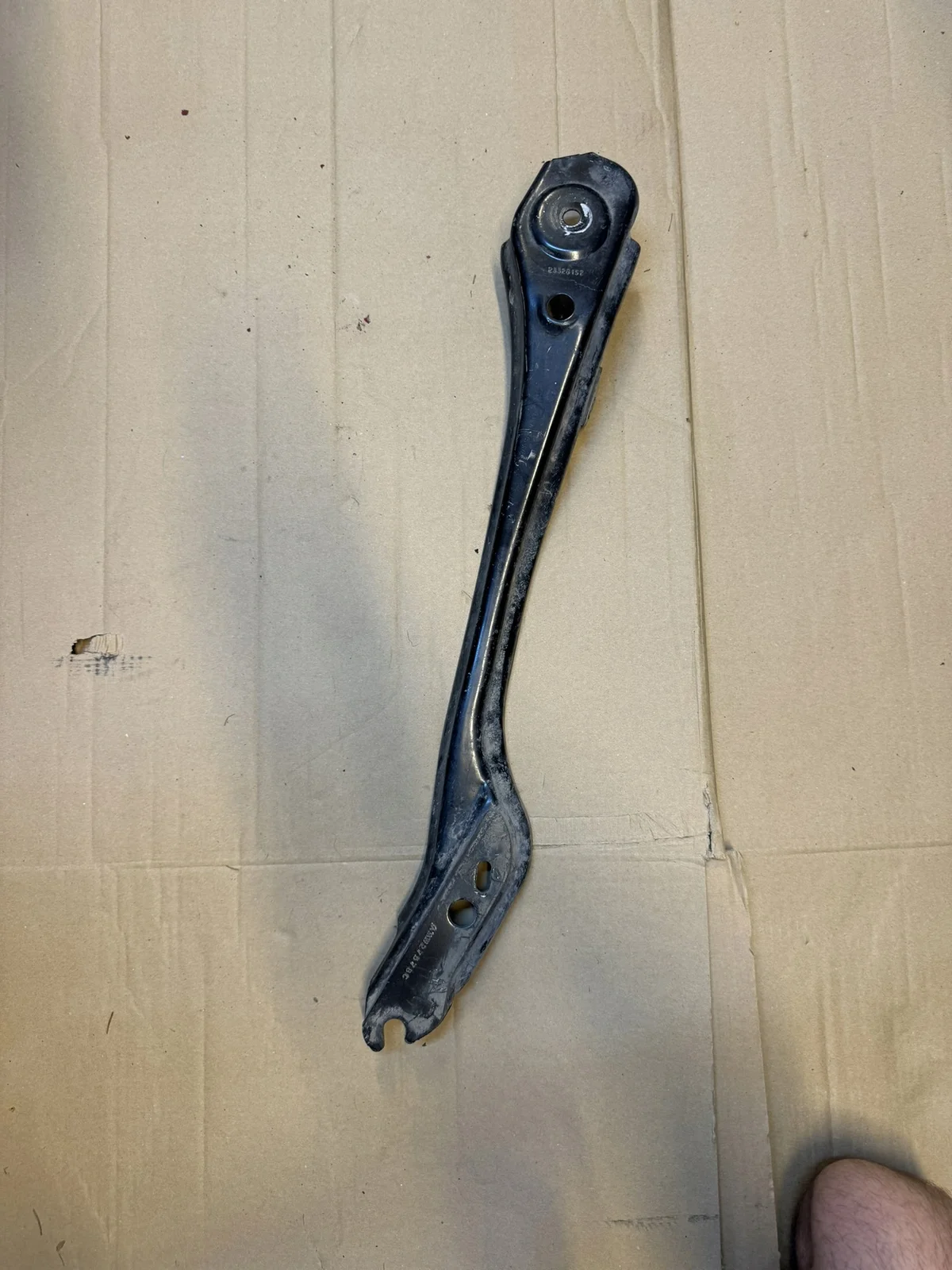 Support suspension arrière gauche Camaro VI