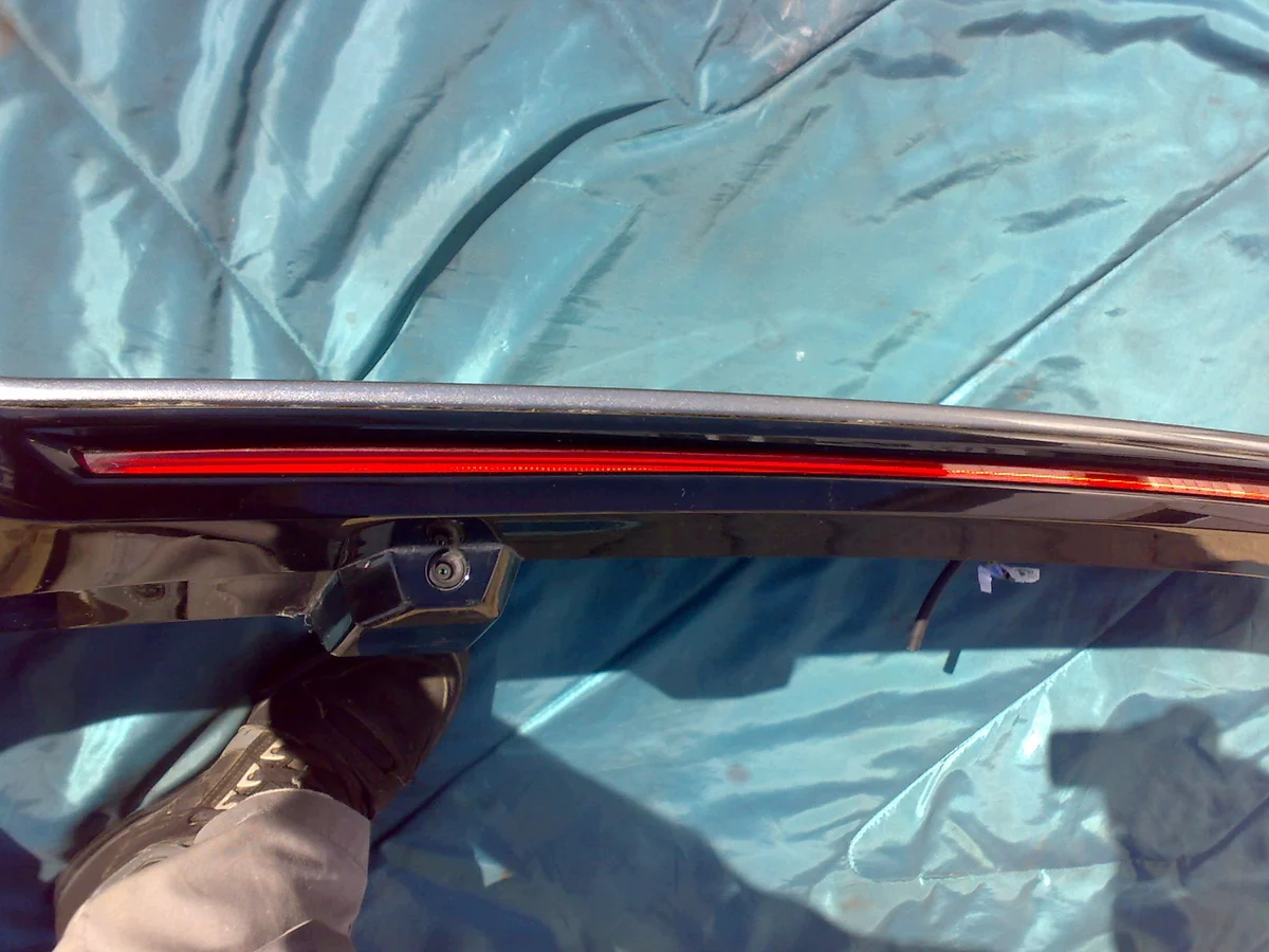 Spoiler Kia EV9 Usato OEM 87210-DO000