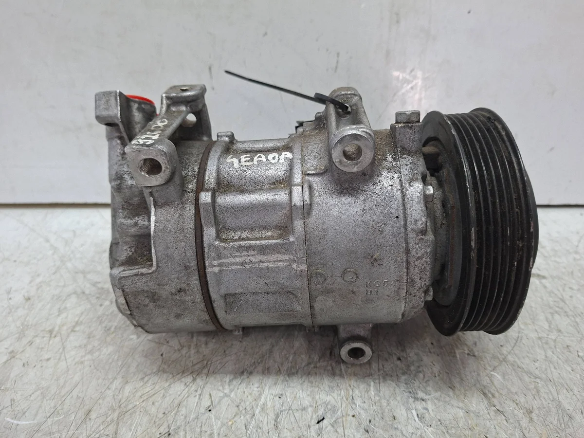 Airconditioning Compressor Renault Megane III image 4