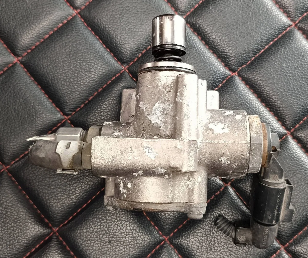 Hochdruckpumpe VW Audi Seat Skoda 1.6 FSI 03C025R