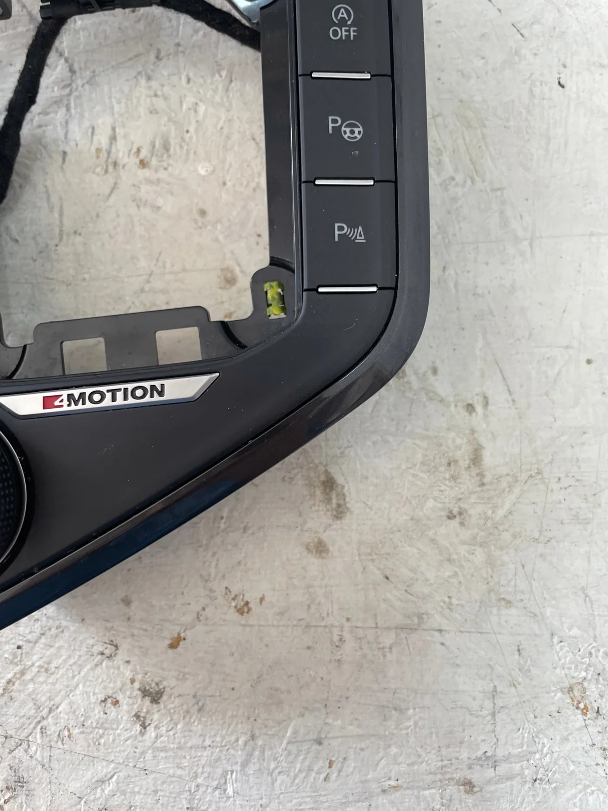 VW Tiguan II 4Motion Control Panel 5NB864263 image 4
