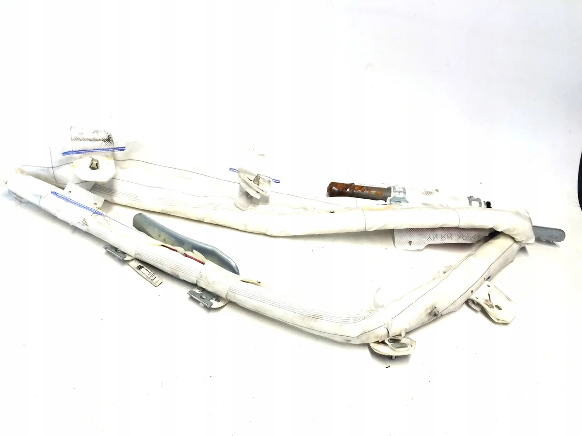 Airbag-tyyny, Kia Venga, YNCR5A2K27E8P20051