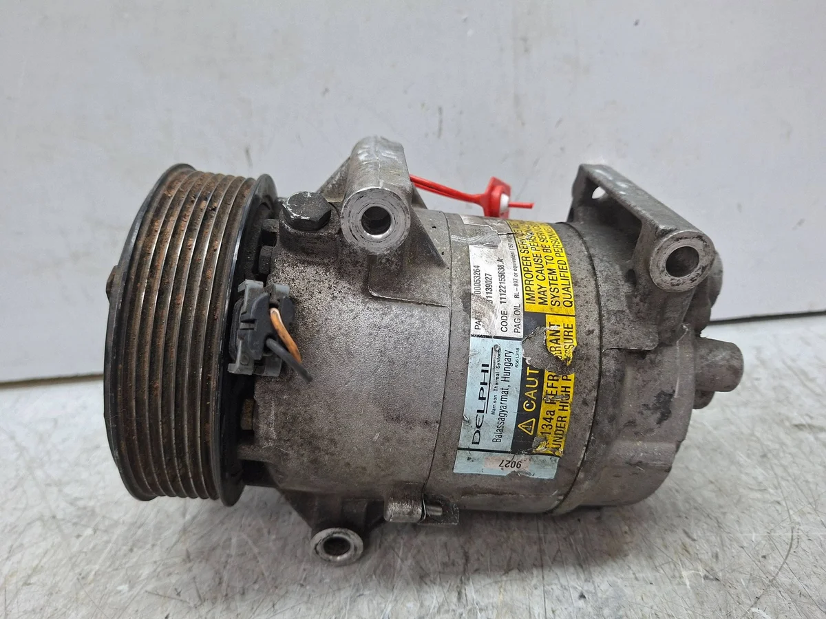 Compresseur clim Renault Scenic II 1.9 DCI