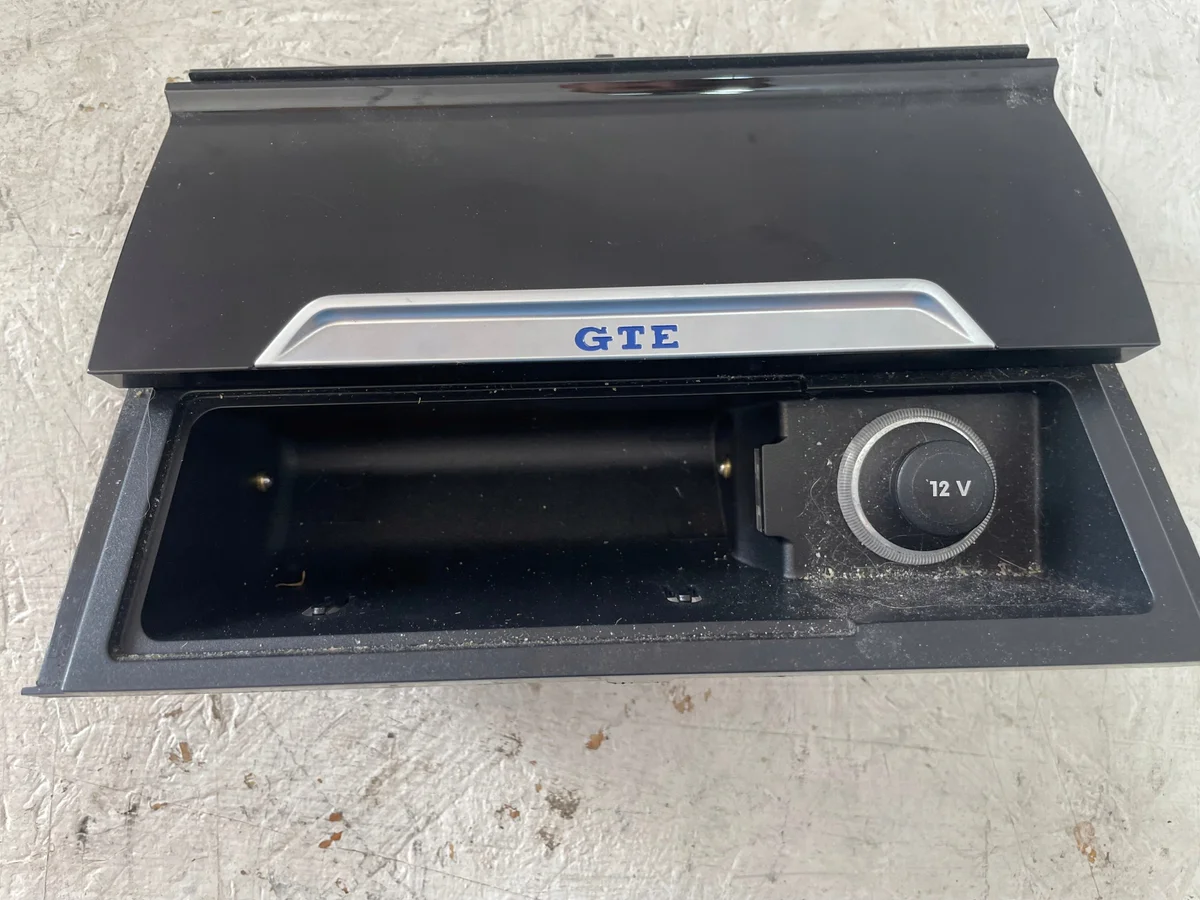 VW Arteon Ashtray 3G1863284 image 6