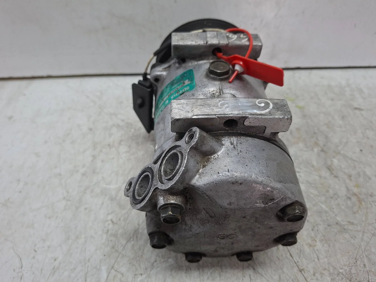 Compresseur clim Renault Laguna 7700859676 image 5