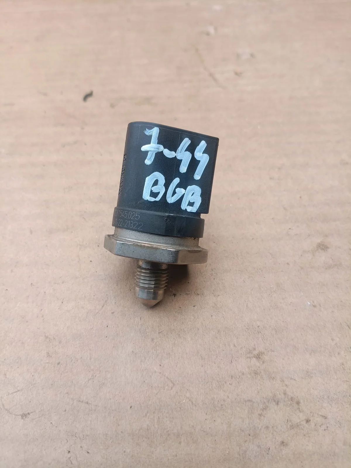 Sensor de Pressão Combustível Skoda Octavia 2.0 TFSI image 4
