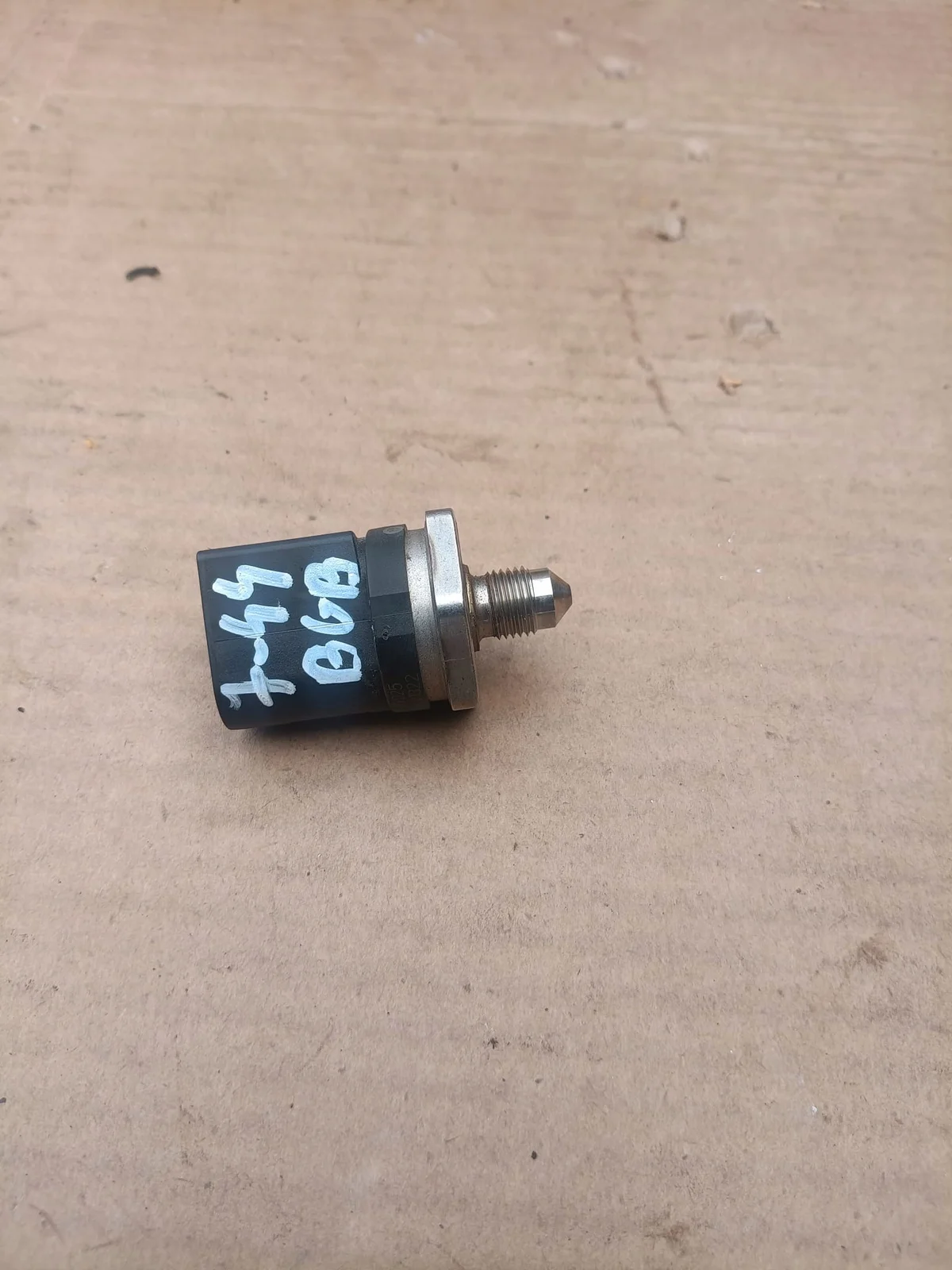 Sensor de Pressão Combustível Skoda Octavia 2.0 TFSI image 5