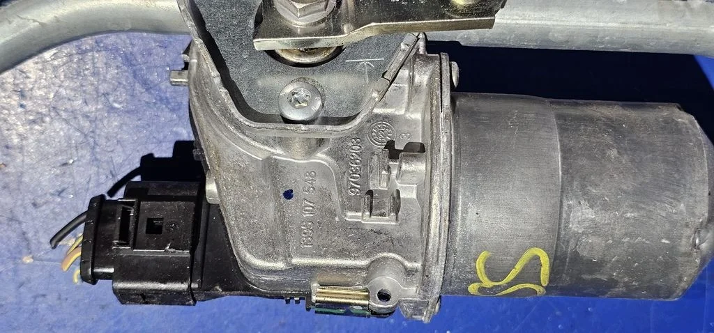 Motor Limpa Para-Brisas 3397021919 Opel Crossland X image 8