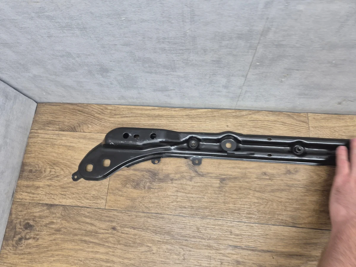 Refuerzo frontal BMW G20 G21 G42 image 4