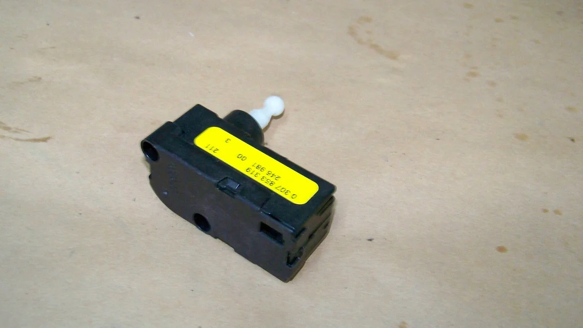 Ford Transit Custom lampregeling motor 0307853319