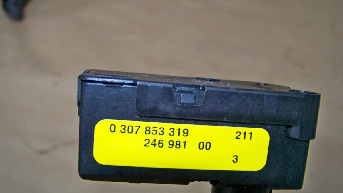Ford Transit Custom lampregeling motor 0307853319 image 3