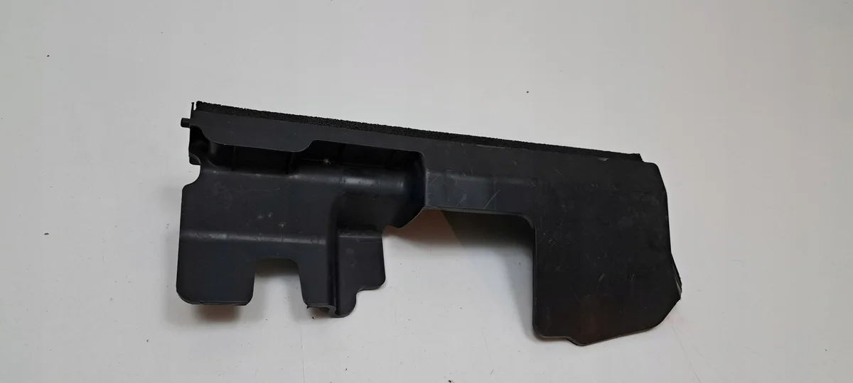 Hyundai i30 III Cache radiateur gauche image 3