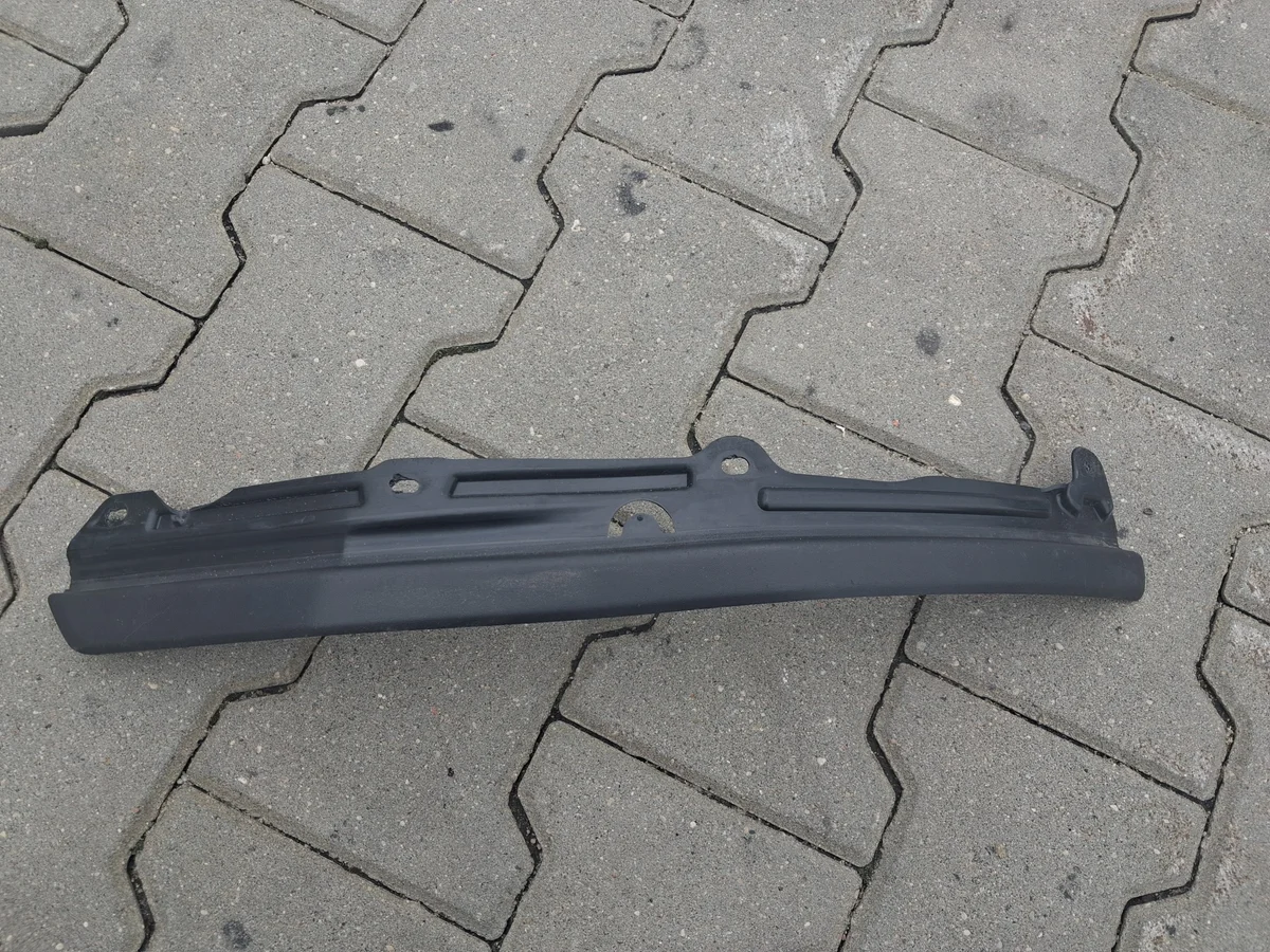 Defletor Esquerdo Renault Gama T 7482339087