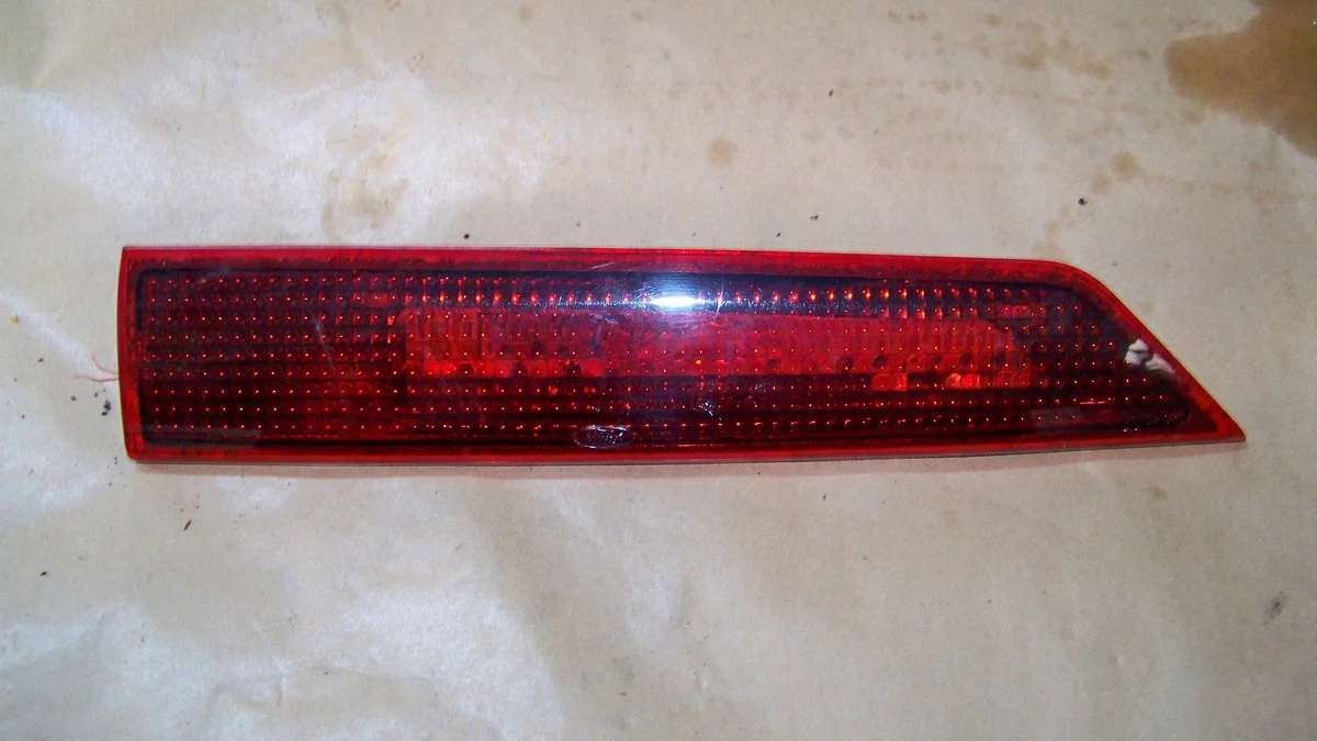 Ford Transit Custom Luz de Freio Direita Usada