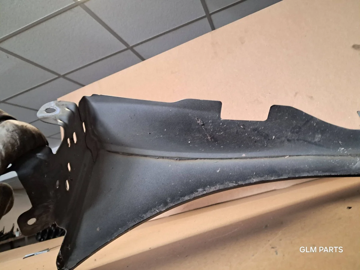 Bavette avant droite Peugeot RCZ GRZ26476 image 6