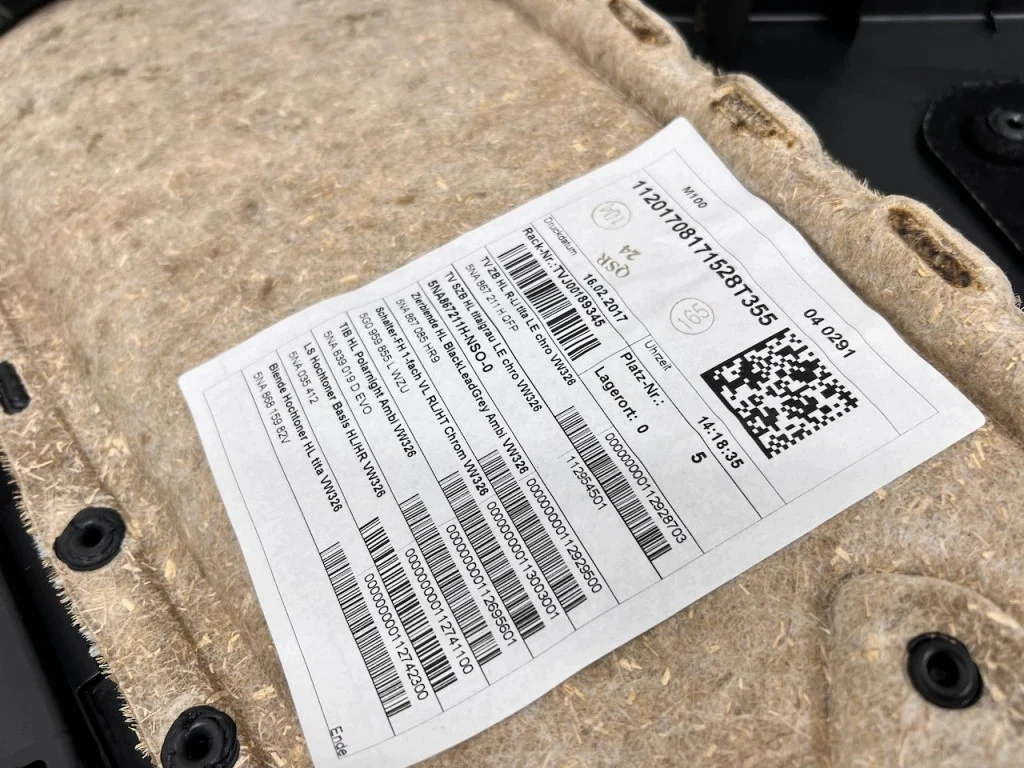 VW Tiguan II 5NA Türverkleidung links hinten image 8