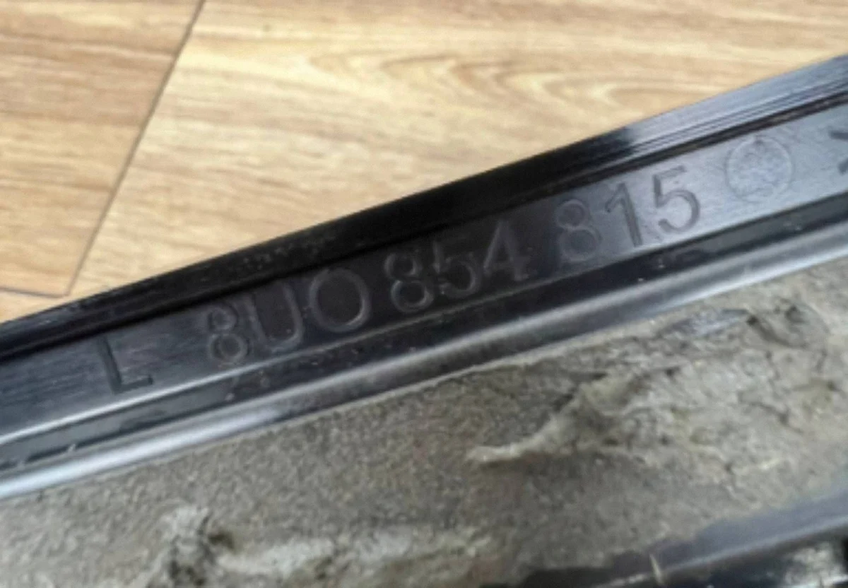 Spoiler Arrière Gauche Audi Q3 8U 8U0854815 zw1 image 5