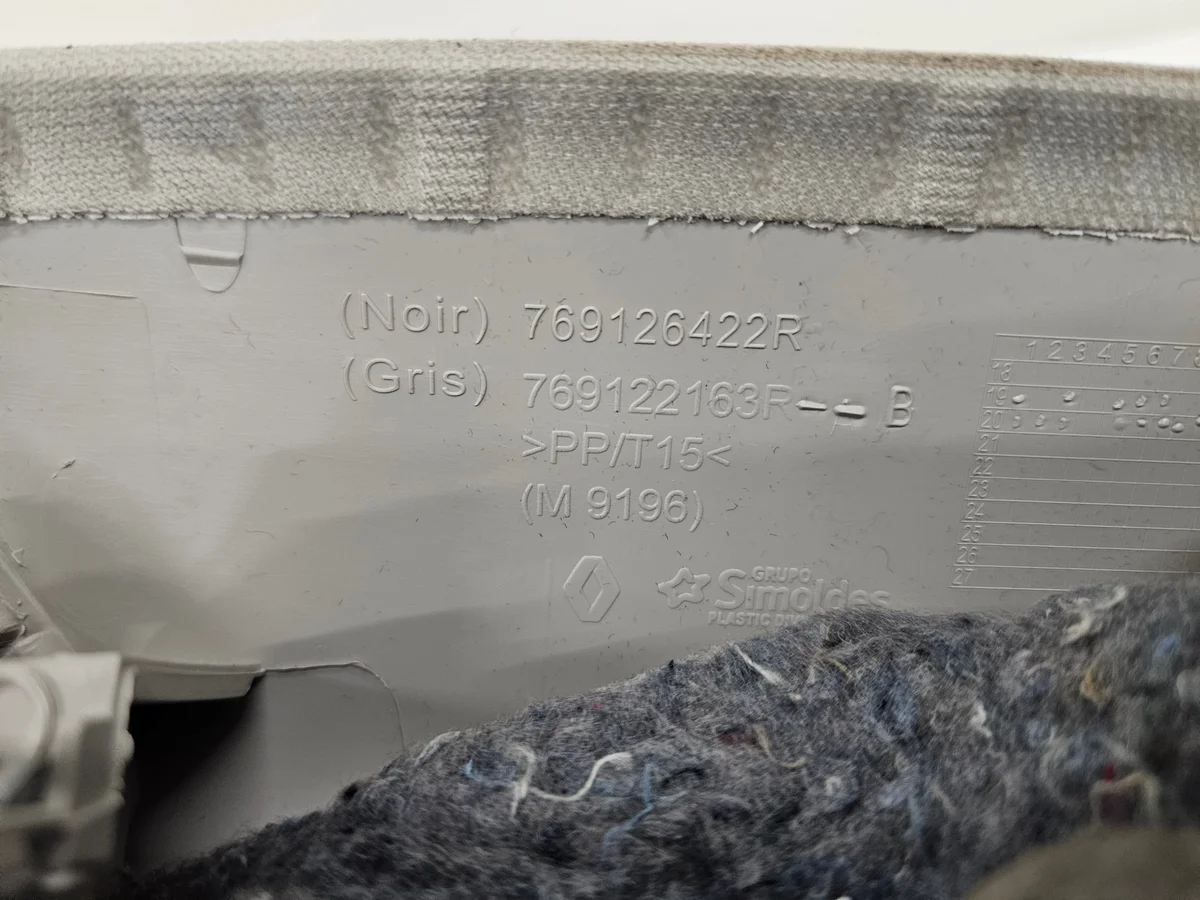 Renault Captur II Cache Pilier Gauche Bose 769126422R image 3