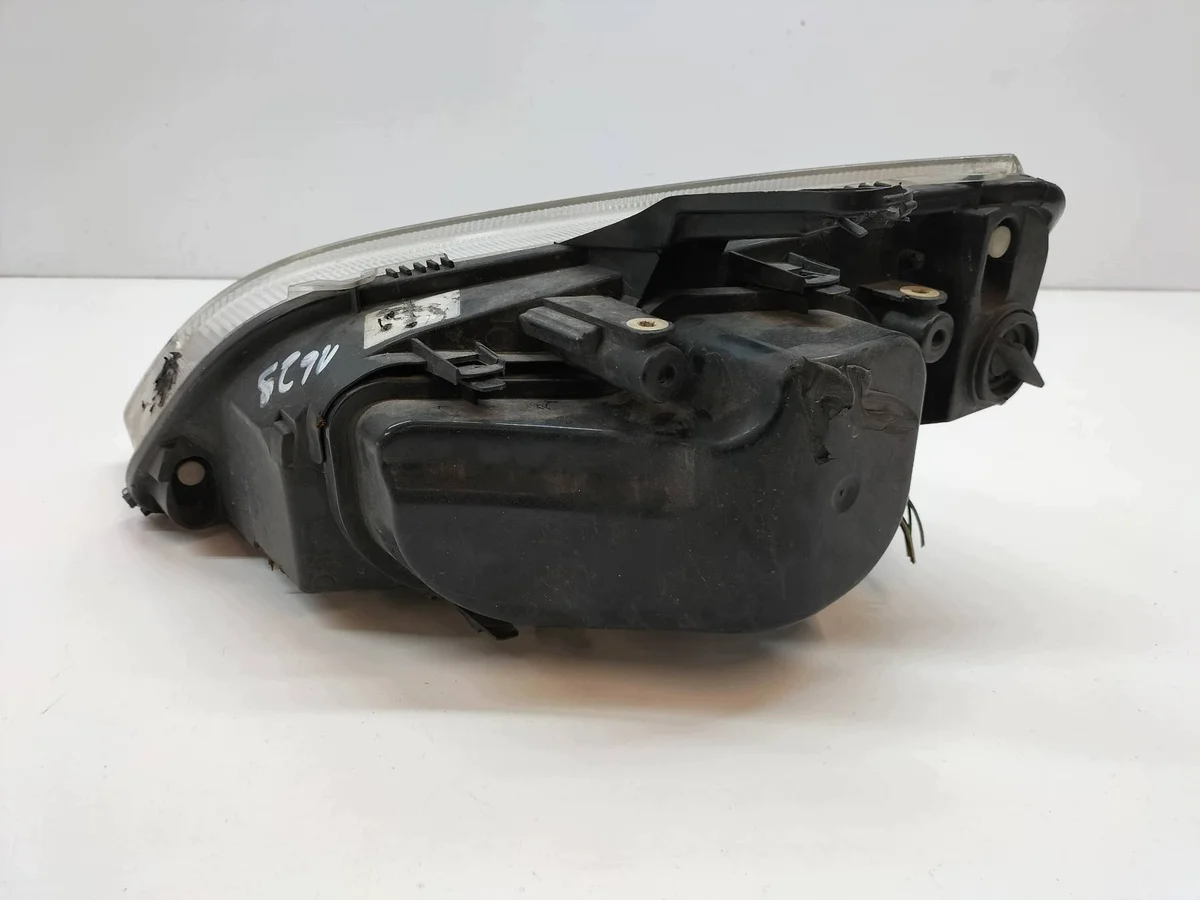 Used Right Headlight Ford Focus C-Max I image 5