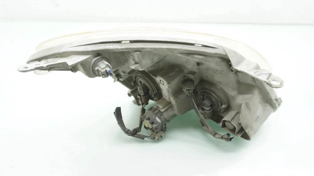 Faro Toyota Corolla Verso Izquierdo Usado image 4